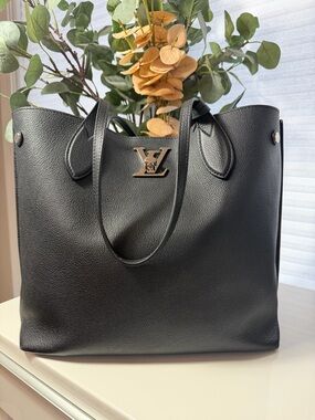 Authentic Louis Vuitton Lockme Cabas Tote in Black Grained Calfskin